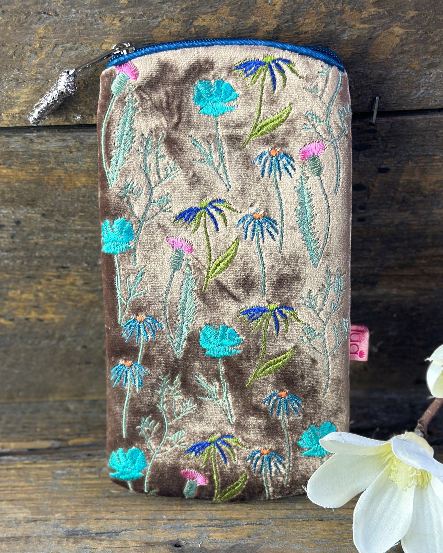 Make up bag Velvet Glasses Pouch With Flowers - Mink