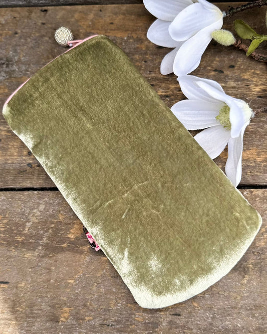 Make up bag Velvet Glasses Pouch With Leaping Hare - Pale Sage