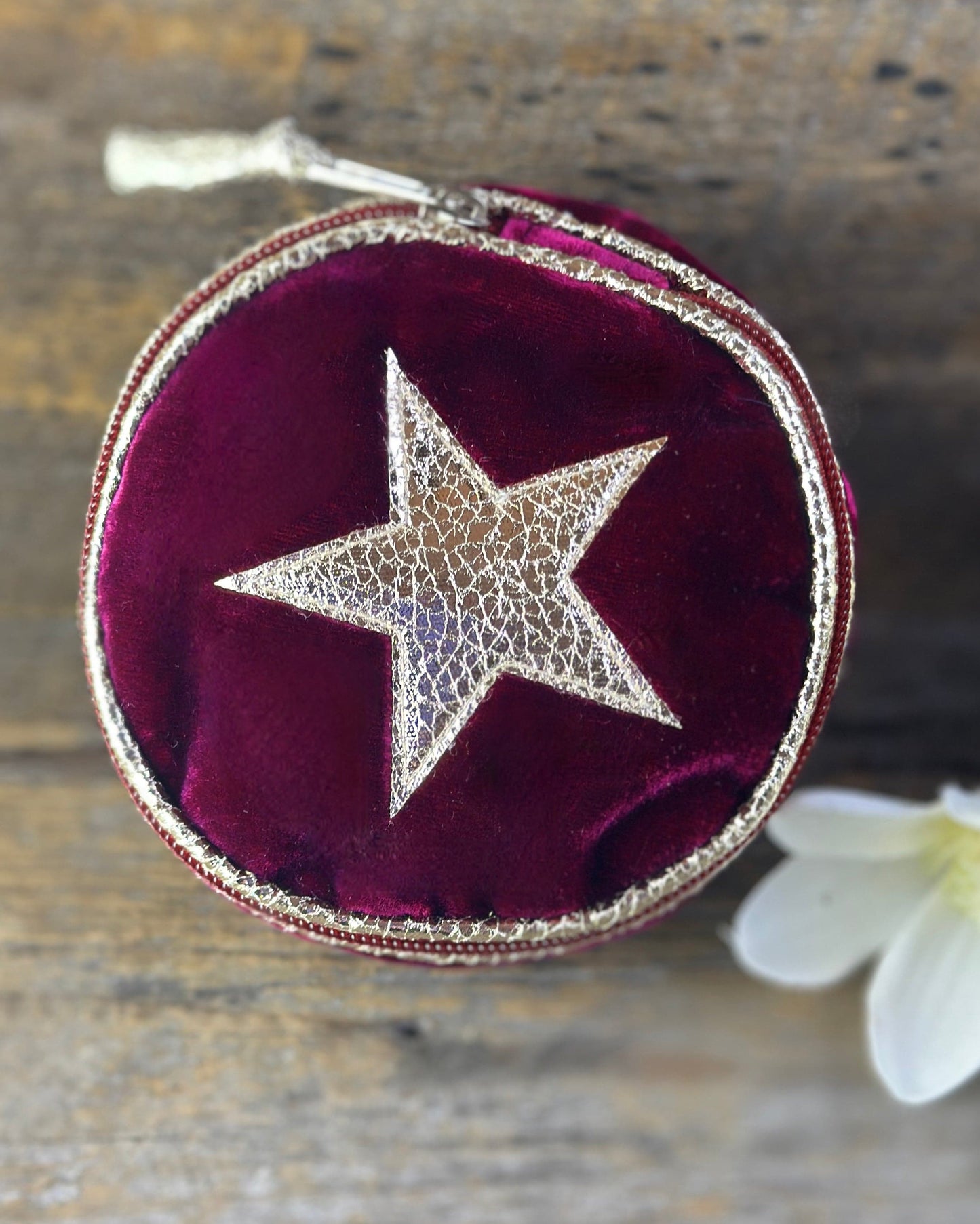 purses Velvet Jewellery Pouch With Star - Burgundy