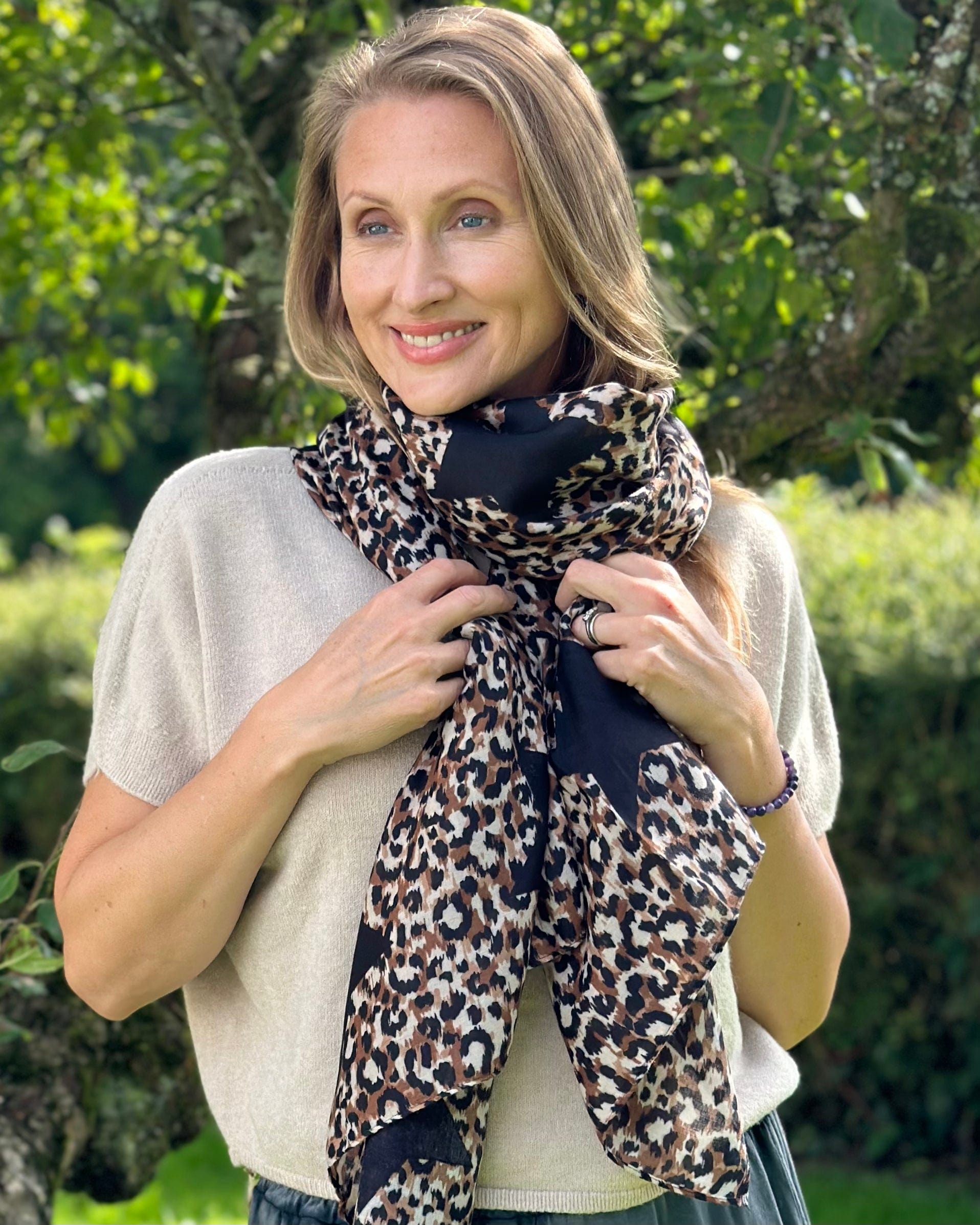 scarf Leopard Print And Stars Recycled Scarf - Black