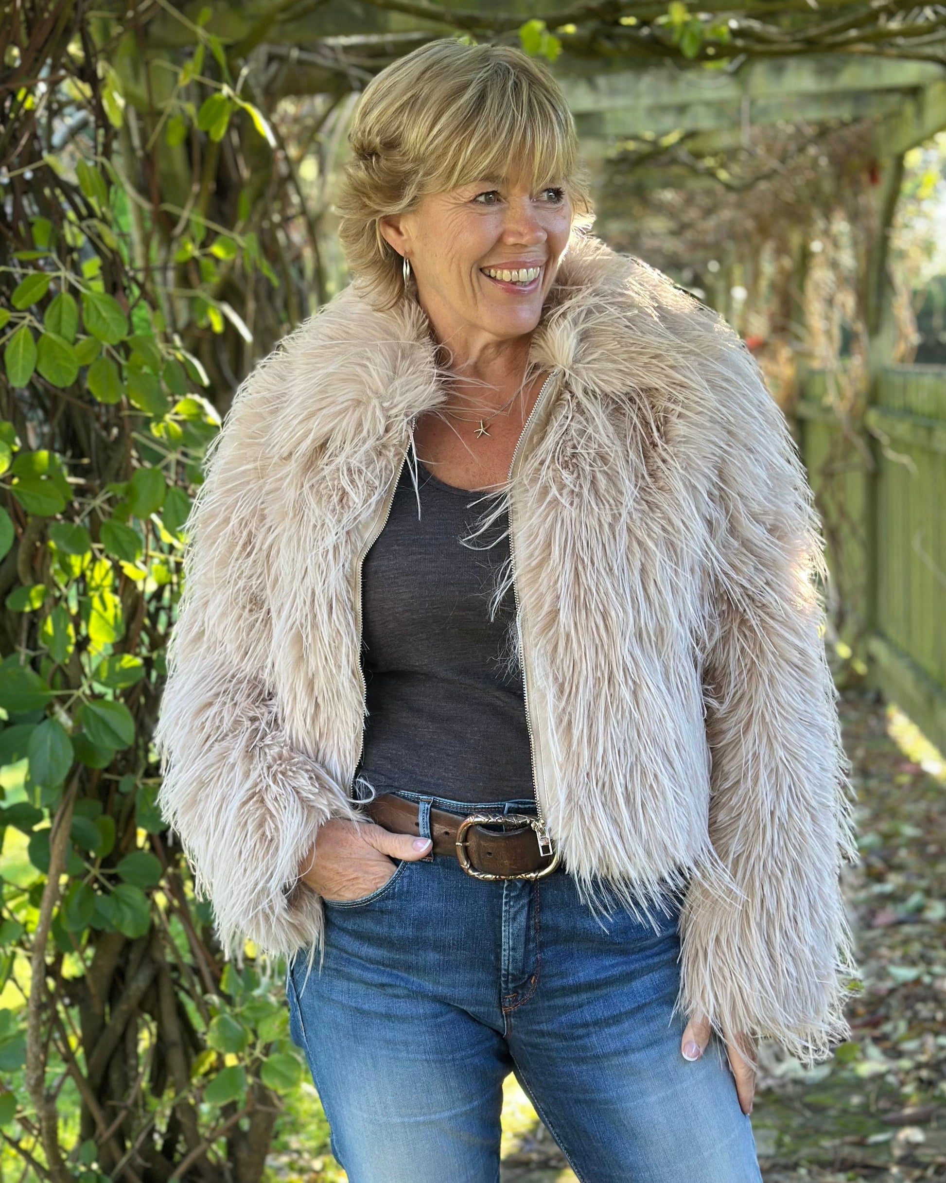 Shaggy Faux Fur Jacket - Oatmeal