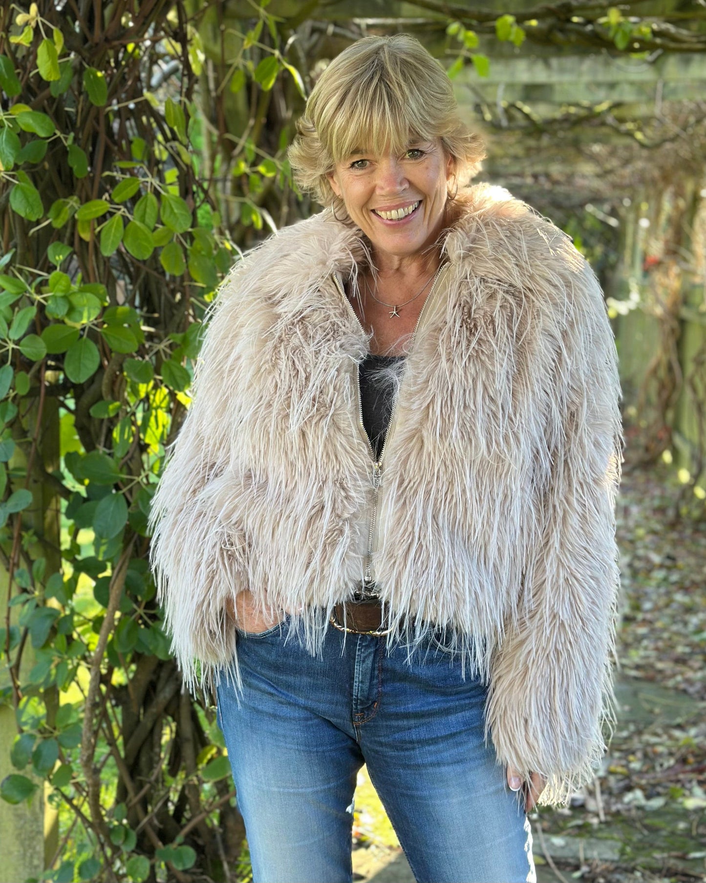 Shaggy Faux Fur Jacket - Oatmeal