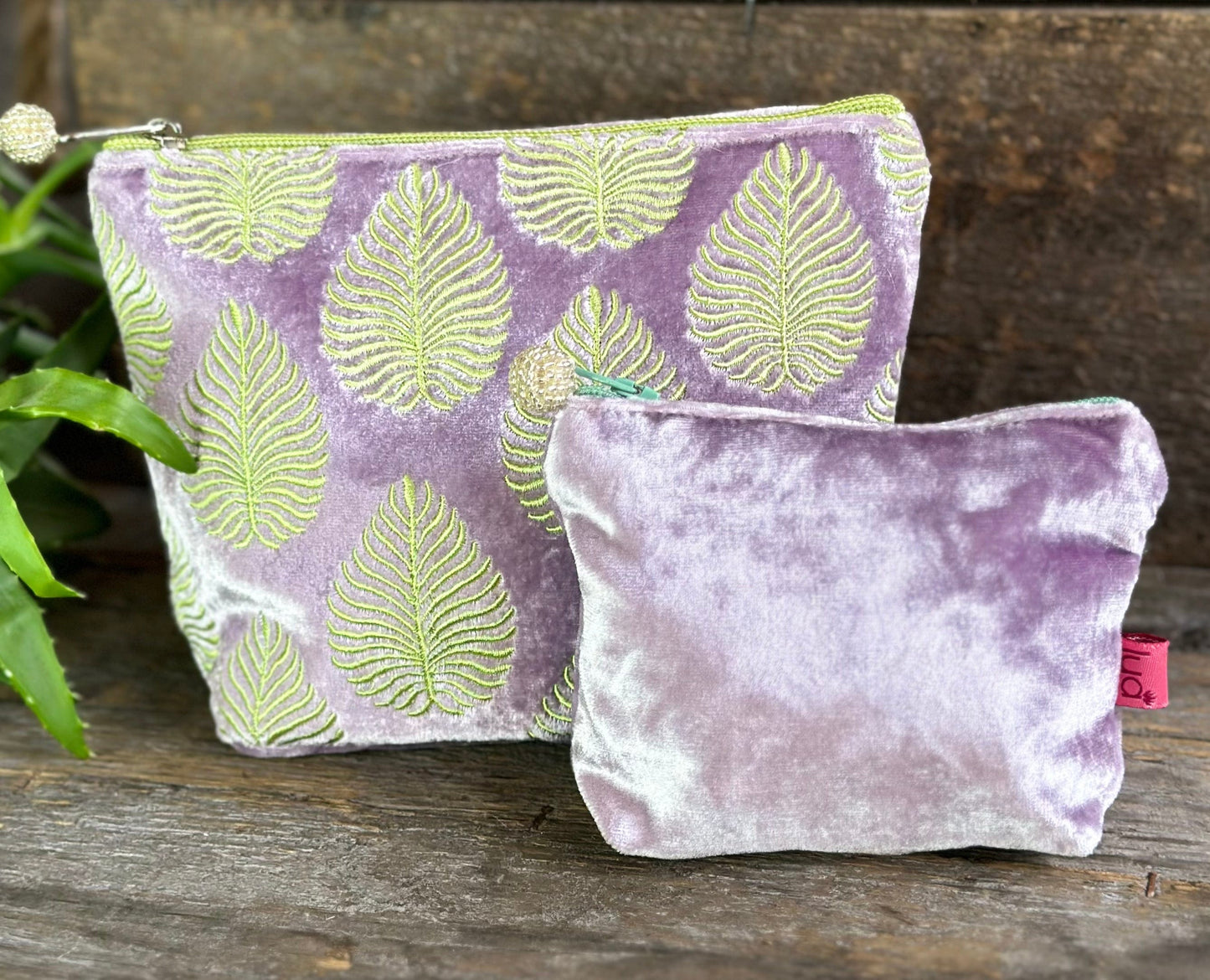 Make up bag Velvet Make Up Bag With Embroidered Palm Leaves - Lilac